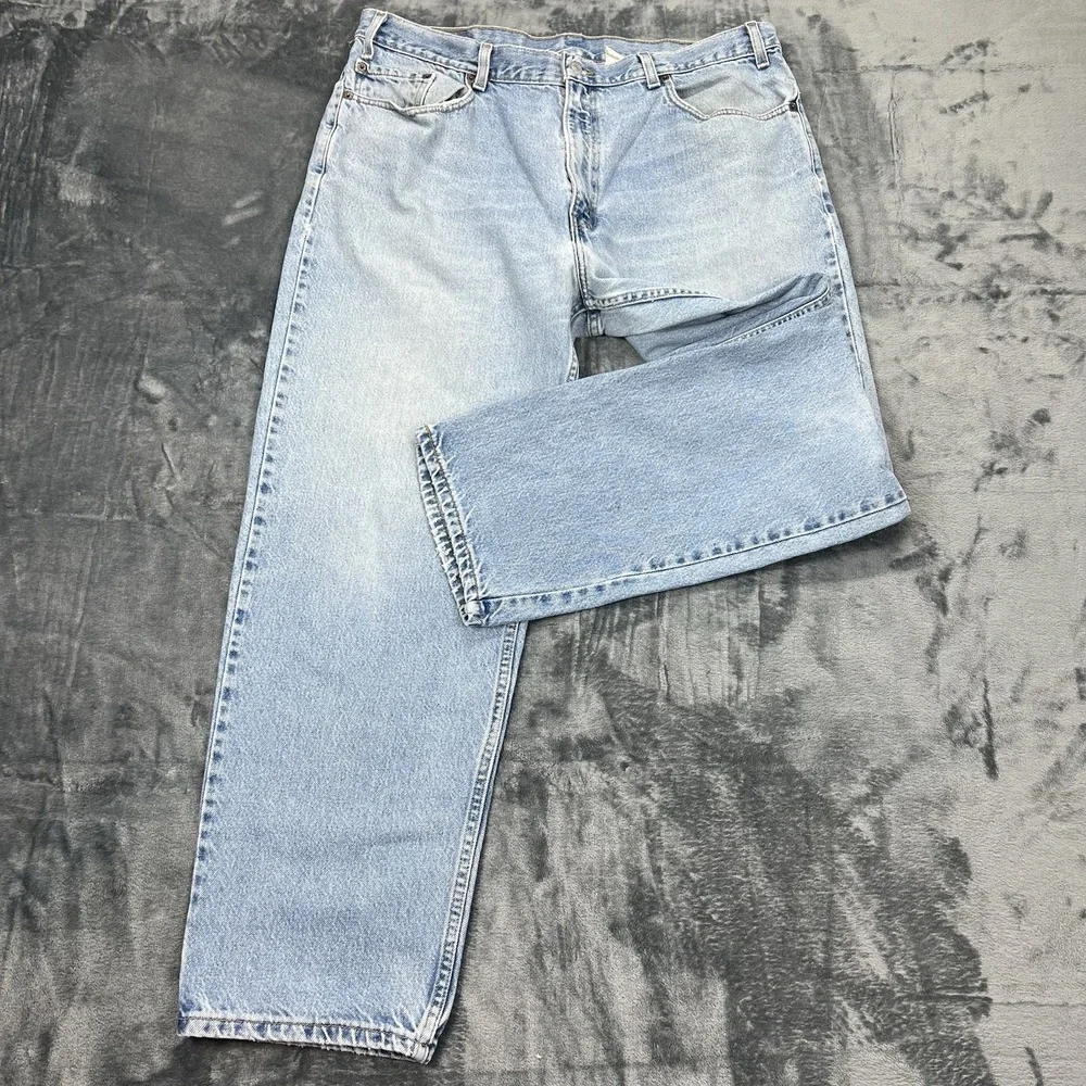 VTG 2002 Levis 901 Relaxed Straight Leg Jeans Mens 40x30 Light Wash Blue Denim‎